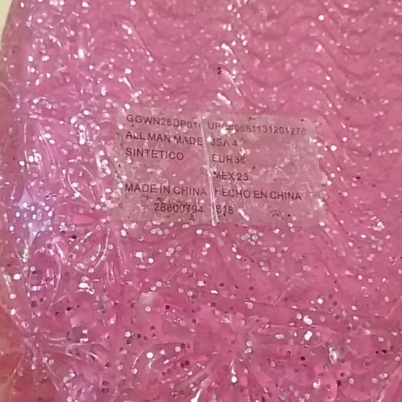 Girls shoes size 4 - Picture 7 of 7